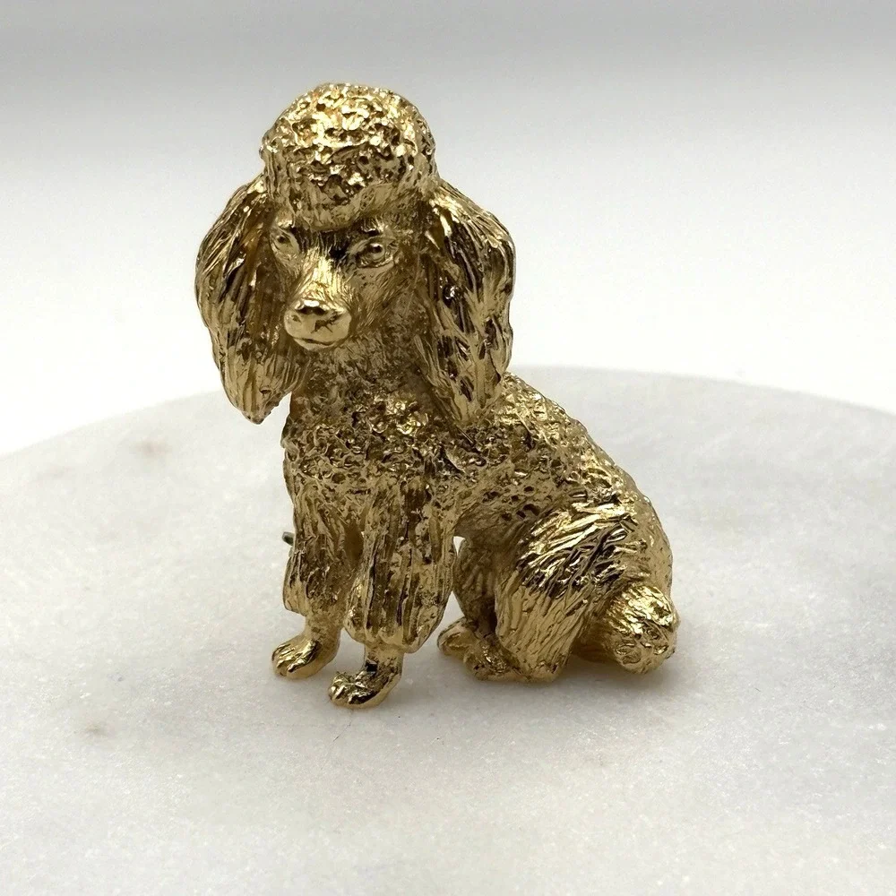 Vintage Trifari Dog Brooch Gold Tone Poodle Figural Metal Crown Trifari